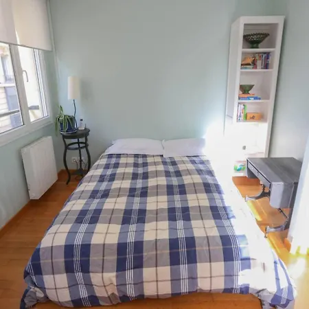 Bright Pied-a-terre Eiffel Tower 4 People * París
